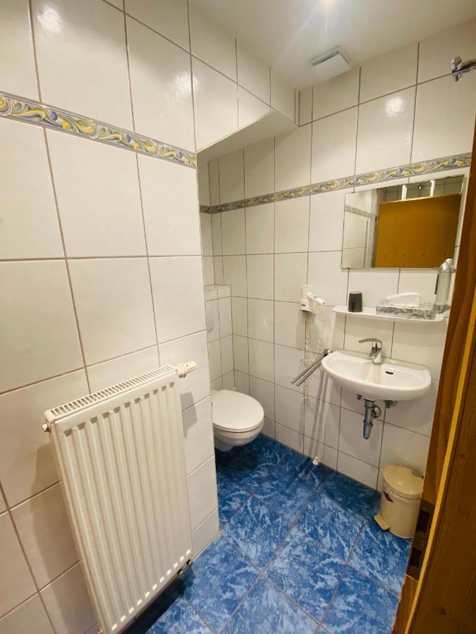 Gasthaus Elsaesser Hof Каппель-Графенхаузен Экстерьер фото